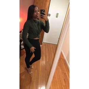 Meet your Posher, Lisa